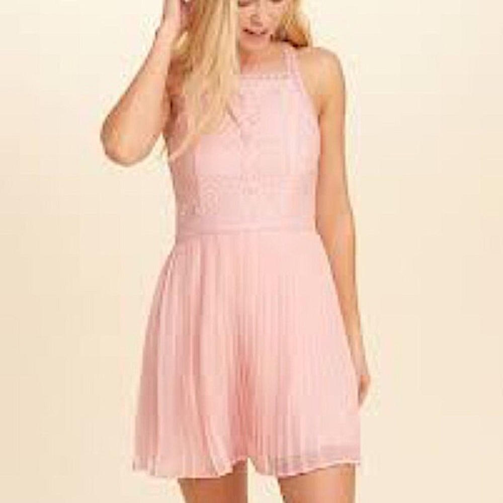 Women’s Neck Pleated Lace Skater Dress